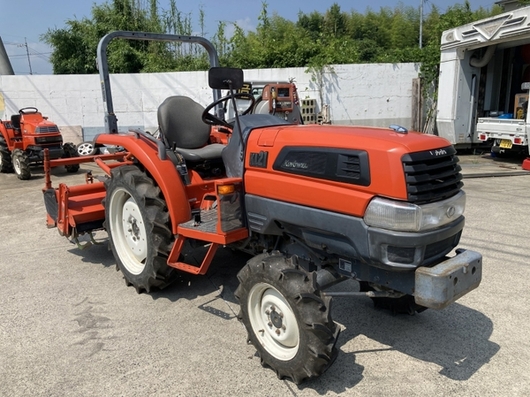 KUBOTA トラクター KL21