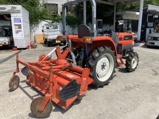 KUBOTA トラクター KL21