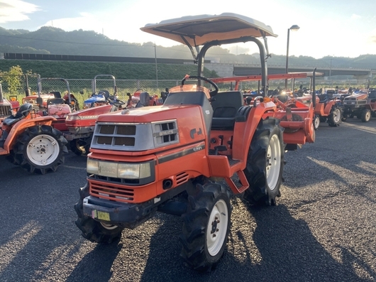 KUBOTA トラクター GT5