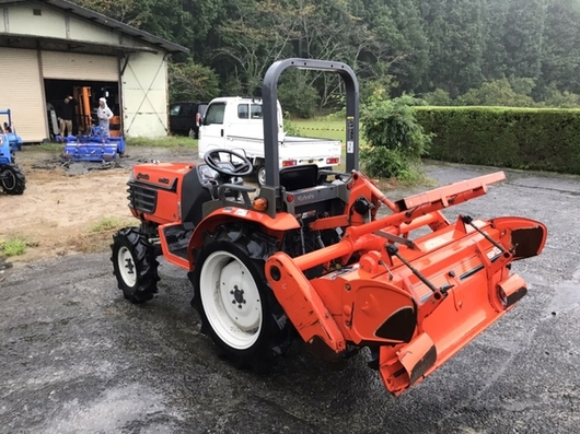 KUBOTA トラクター GB20