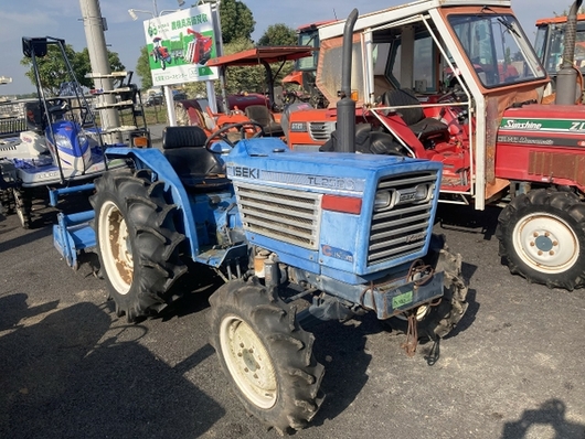 Tractors ISEKI TL2500F - FARM MART