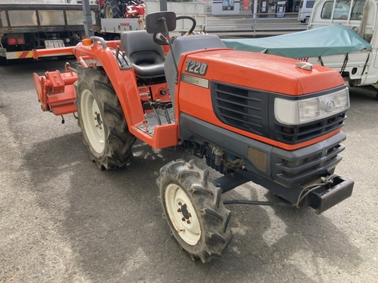 KUBOTA トラクター T220