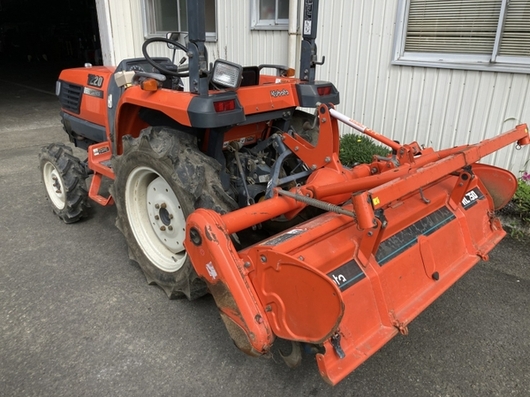 KUBOTA トラクター T220