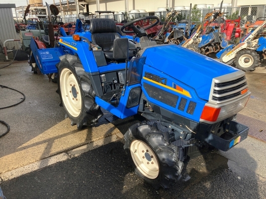 ISEKI トラクター TU175