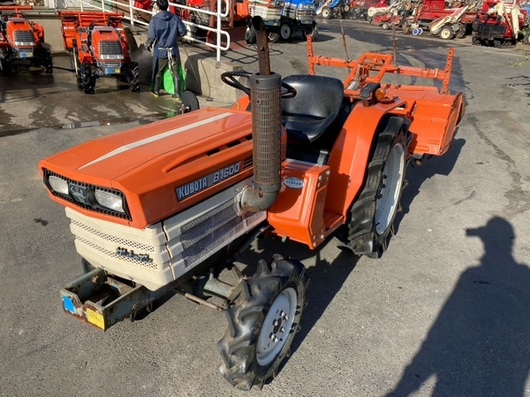 KUBOTA トラクター B1600