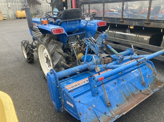 ISEKI トラクター TU1700F