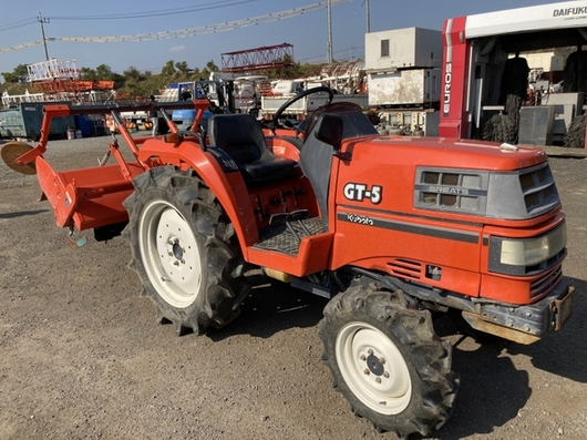 KUBOTA トラクター GT5