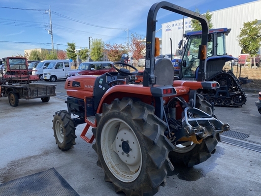 KUBOTA トラクター KL250