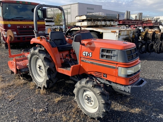 Tractors KUBOTA GT3 - FARM MART