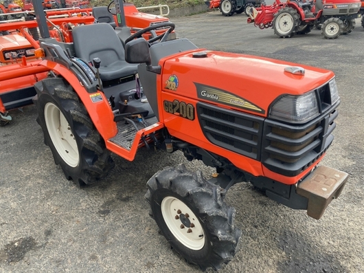 KUBOTA トラクター GB200