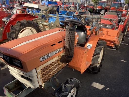 KUBOTA トラクター B1400