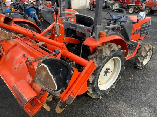 KUBOTA トラクター GB160