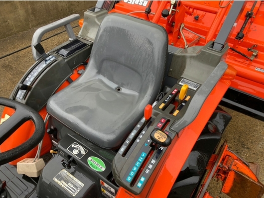 KUBOTA トラクター GB200
