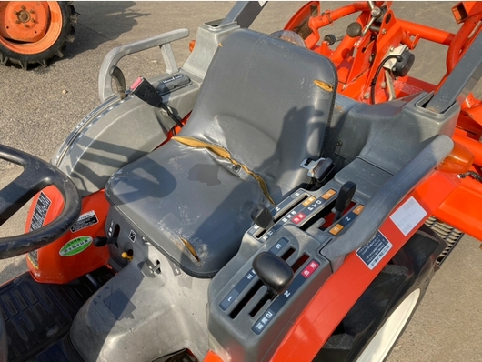 KUBOTA トラクター GB20