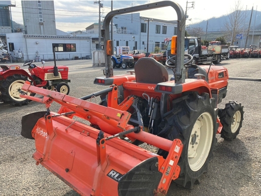 KUBOTA トラクター KL250