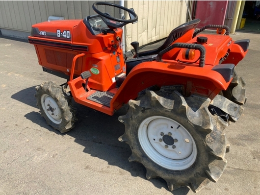 KUBOTA トラクター B40