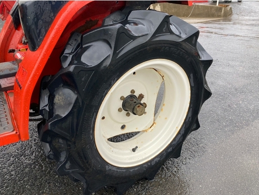 MITSUBISHI トラクター MT156