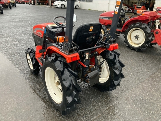 MITSUBISHI トラクター MT156