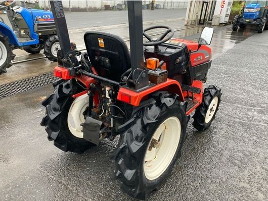 MITSUBISHI トラクター MT156