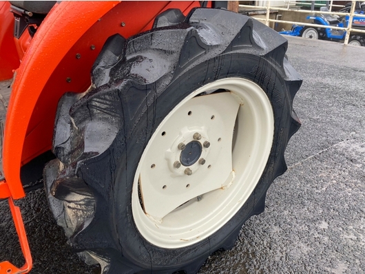 KUBOTA トラクター KL25