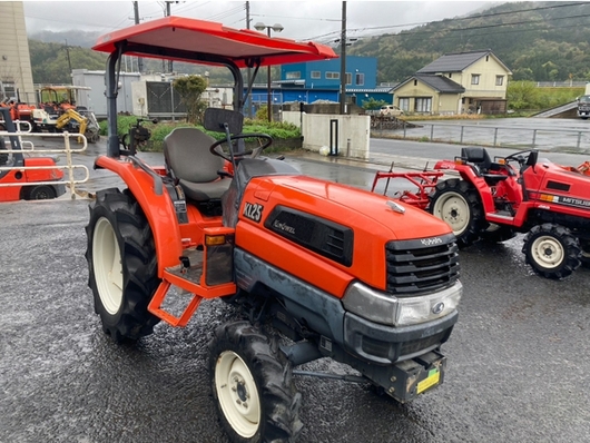 KUBOTA トラクター KL25