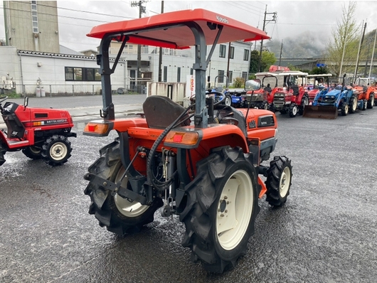 KUBOTA トラクター KL25