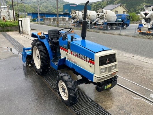 MITSUBISHI トラクター MT2201D