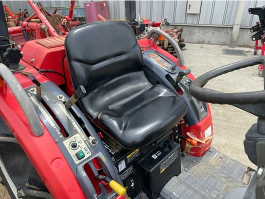 MITSUBISHI トラクター MTZ23