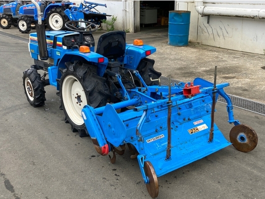MITSUBISHI トラクター MT1601D