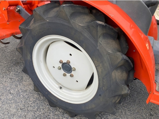 KUBOTA トラクター KB18