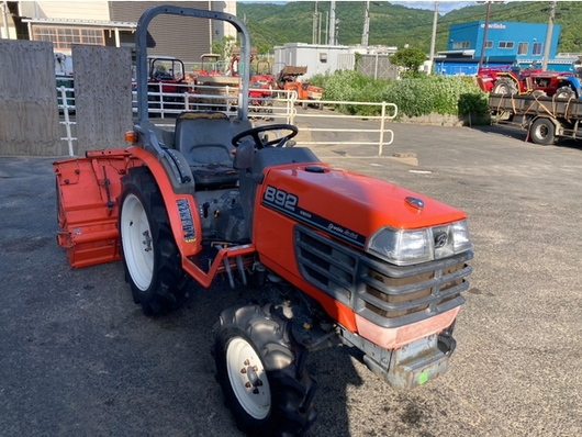 KUBOTA トラクター B92