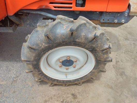 KUBOTA トラクター GT3