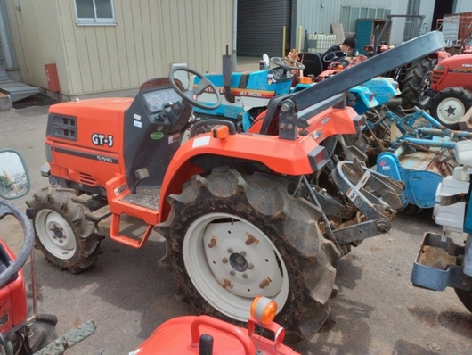 KUBOTA トラクター GT3