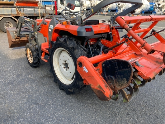 KUBOTA トラクター KT24