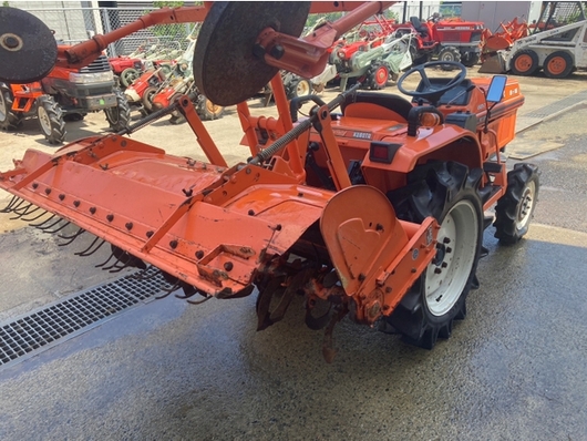 KUBOTA トラクター  B1-16D