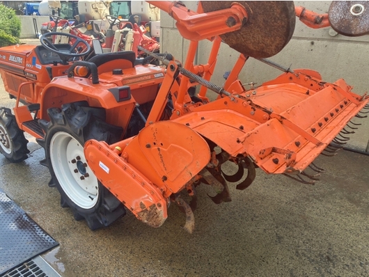 KUBOTA トラクター  B1-16D