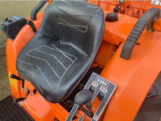 KUBOTA トラクター  B1-16D