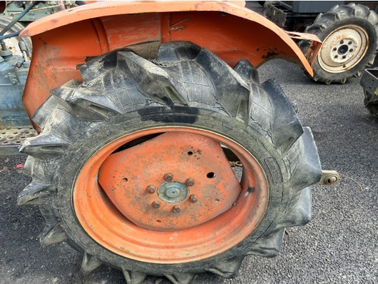 KUBOTA トラクター L1801DT