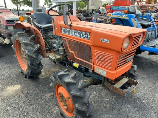 KUBOTA トラクター L1801DT