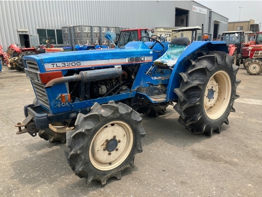 ISEKI トラクター TL3200F