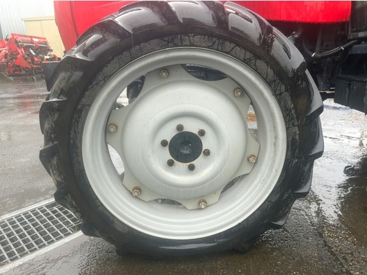 Massey Ferguson トラクター 