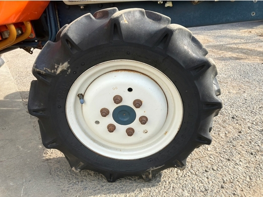 KUBOTA トラクター 