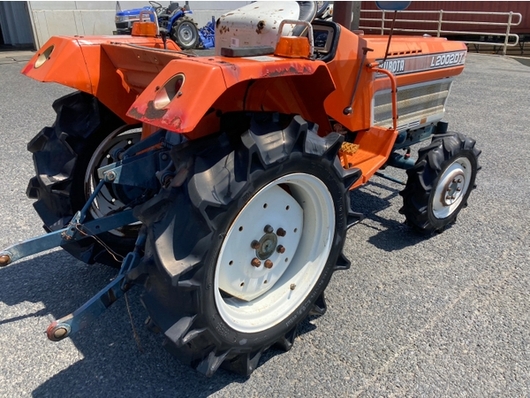 KUBOTA トラクター L2002DT