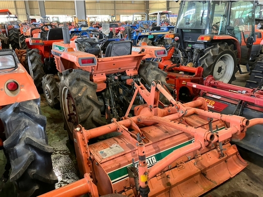KUBOTA トラクター L1-20D