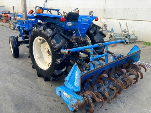 ISEKI トラクター TS3510S