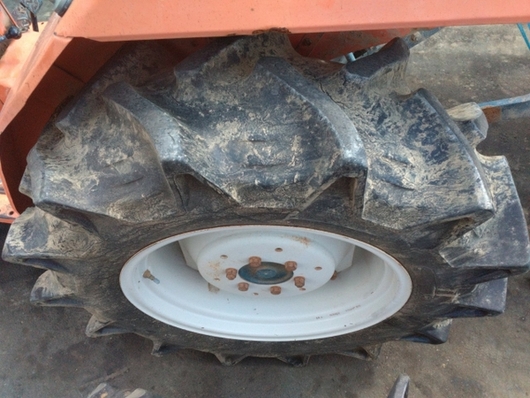 KUBOTA トラクター L1-26D