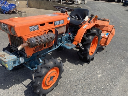 KUBOTA トラクター B7001D