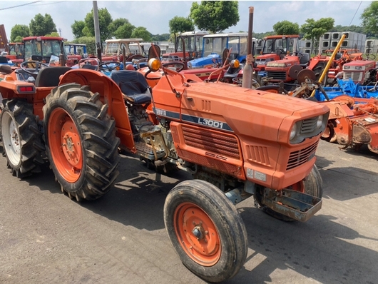 KUBOTA トラクター L3001S