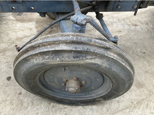 SHIBAURA トラクター SD2600S