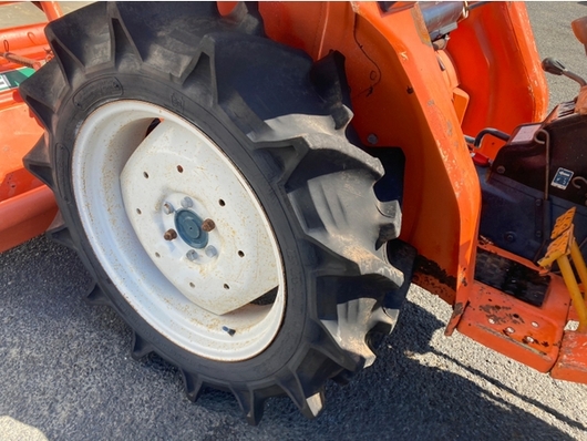 KUBOTA トラクター L2202M